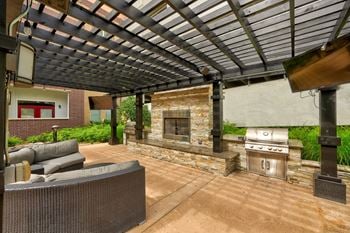 Outdoor tv lounges